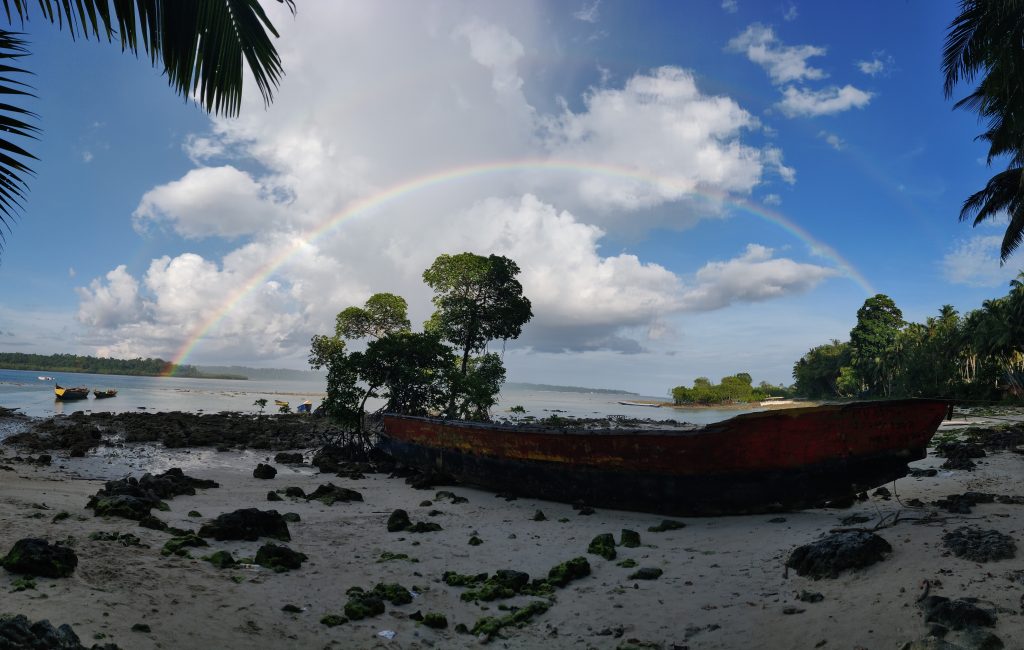 Earthsong Trash Management and Awareness ; Island Ethics